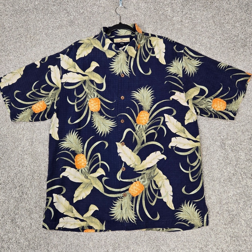 Tommy Bahama Mens Medium 100% Silk Pineapple Hawaiian tropical Button‎ Up Shirt
